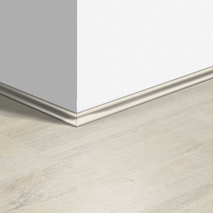 Moulure Quick-Step 17 x 17 x 2400 mm Chêne Charlotte blanc