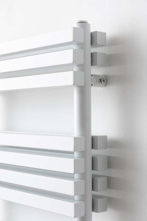 Radiateur sèche-serviette Dania double blanc 141 x 50 cm 1391 Watt