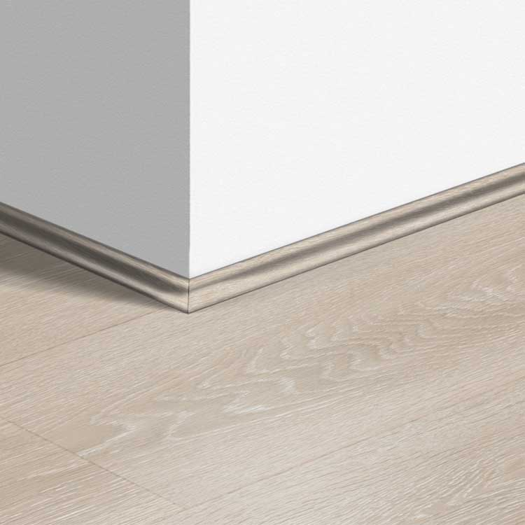 Kwadrant Quick-Step 17 x 17 x 2400 mm Vallei eik lichtbeige