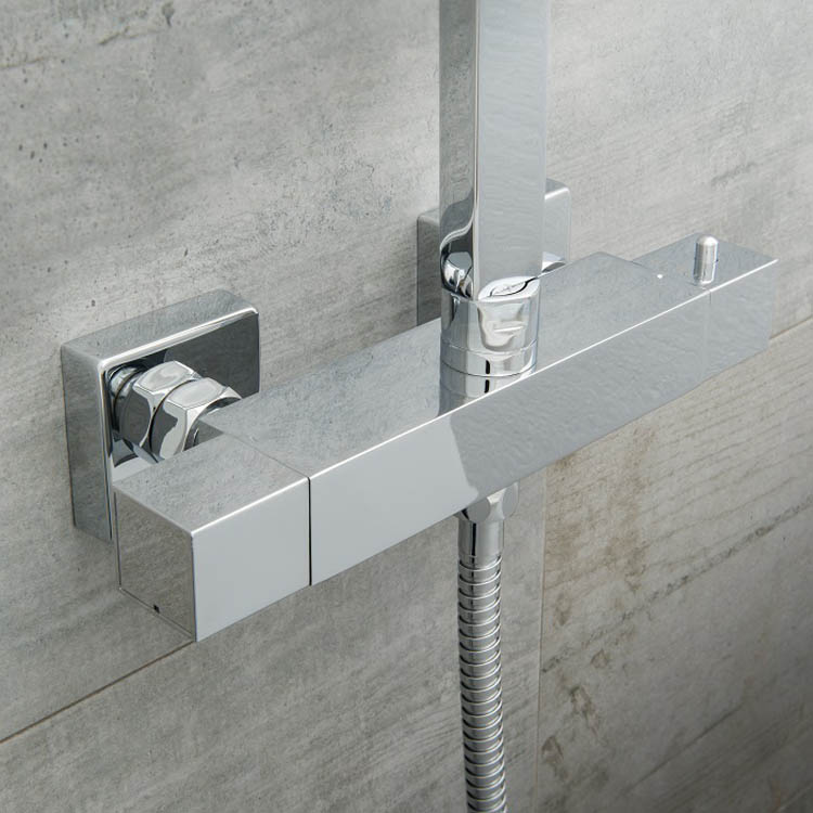 Set de douche thermostatique Selma chrome