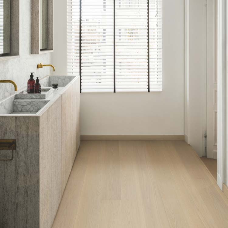 Échantillon Quick-Step parquet cascada Chêne Lily blanc extra mat