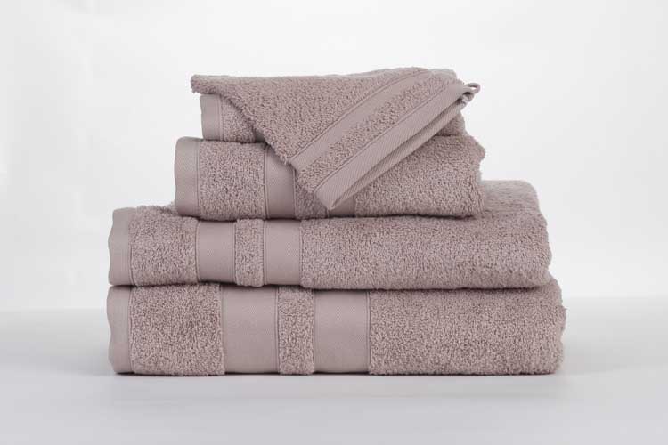 Serviette de bain Cosibel 70x140 cm rose