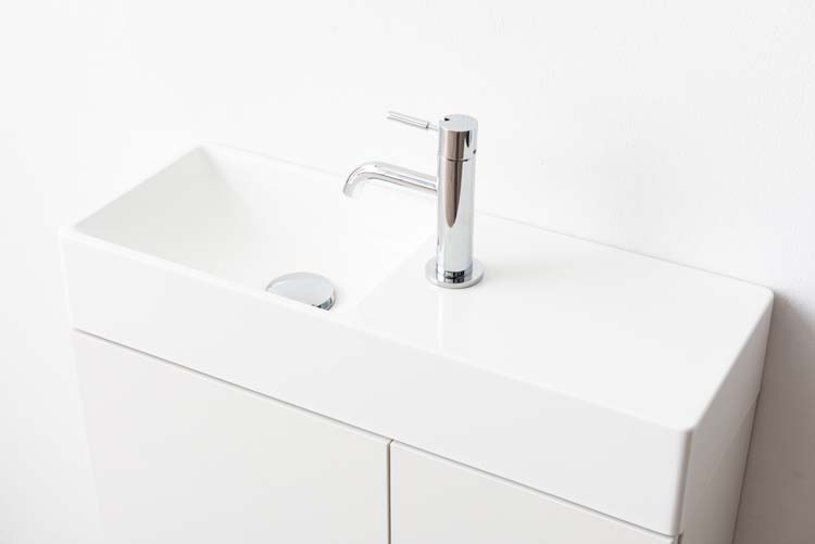 Meuble Dragan 600 mm 2 portes asym lavabo blanc brill