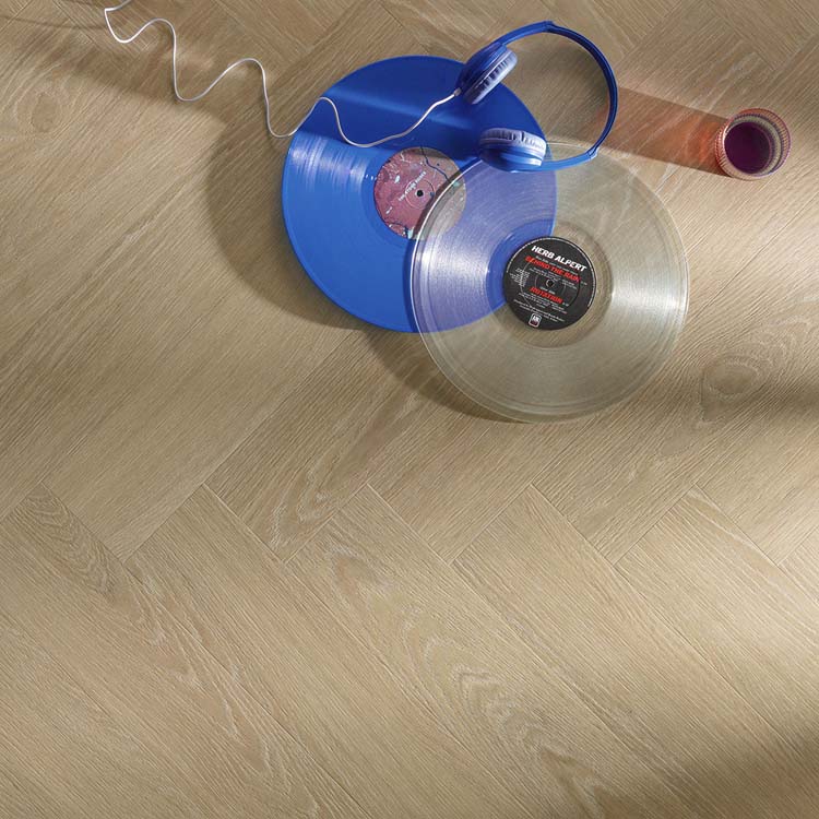 Vinyle Floorify - buri - 125 x 750 x 4,5 mm