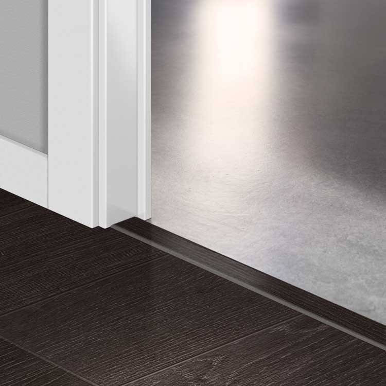 Profilé Incizo Quick-Step 13 x 48 x 2150 mm Chêne verni noir