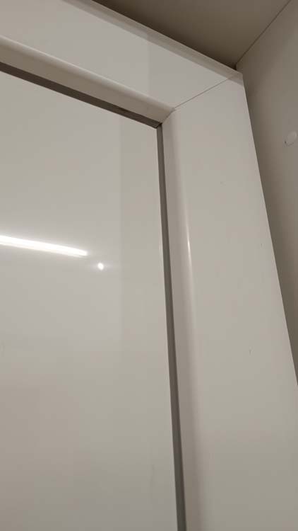 Porte extérieure pvc avec finition alu Lepo blanc sur mesure G