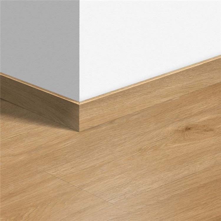 Standaardplint Quick-Step Parel eik warm natuur 58 x 12 x 2400 mm