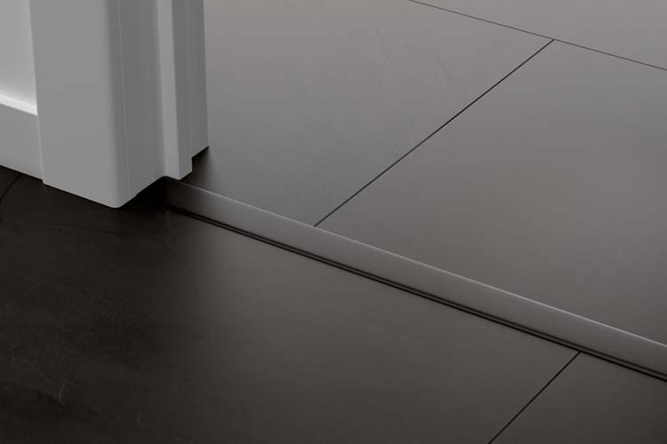 Profilé Incizo Quick-Step 13 x 48 x 2150 mm Ardoise noire