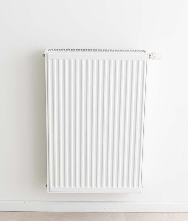 Radiator type 22 8-aansluiting 90 x 60 cm 1480 watt