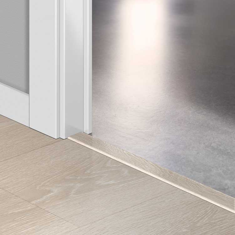 Profilé Incizo Quick-Step 13x48x2150mm Chêne de la Vallée beige clair