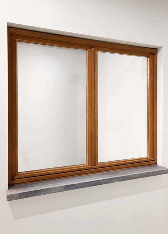 Fenêtre battant bois Meranti Trae 2 vantaux 55mm naturel sur mesure