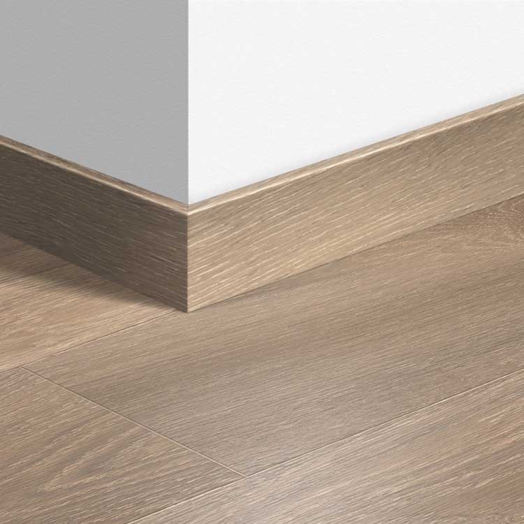 Parketplint Quick-Step 14 x 77 x 2400 mm Long Island eik natuur