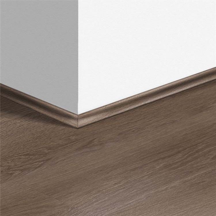 Moulure Quick-Step Chêne vignoble marron 17 x 17 x 2400 mm