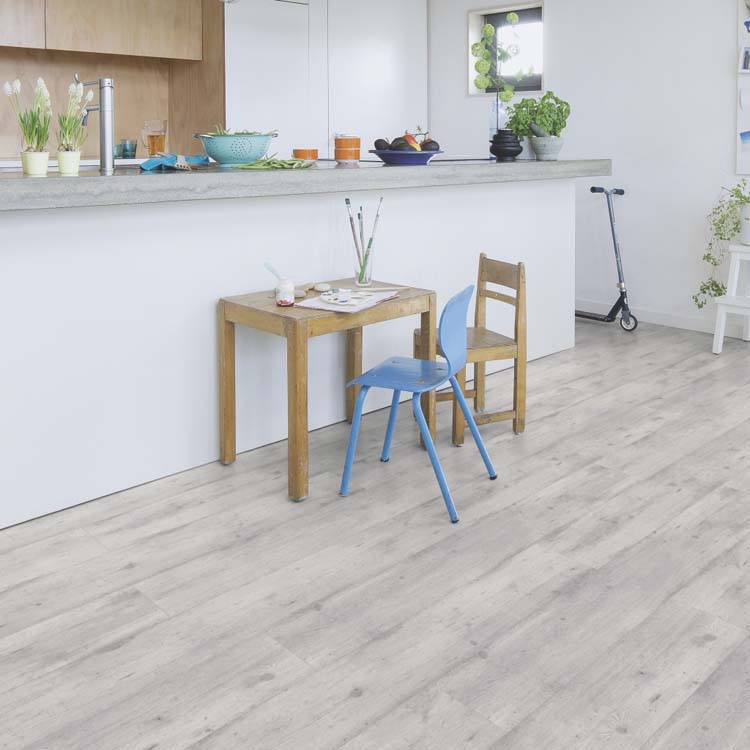 Staal Quick-step Impressive ultra Beton lichtgrijs hout