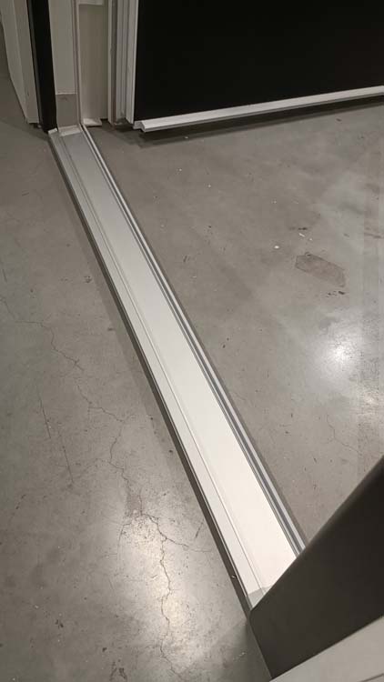 Buitendeur pvc inbraakwerend met alu afwerking Varno zwart B980 X H2180 mm R