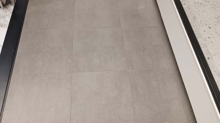 Carrelage Yumi darkgrey 60 x 60 cm