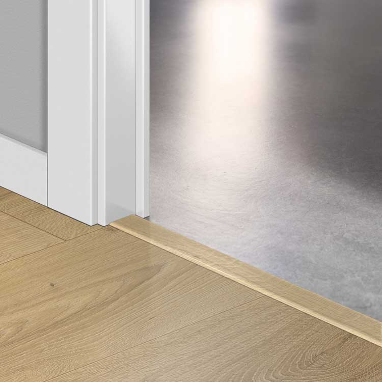 Profilé Incizo Quick-Step - Chêne victorien naturel 8 x 45 x 2000 mm