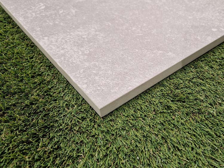 Dalle de terrasse Hotton bluestone grey rt 60 x 60 x 1,8 cm