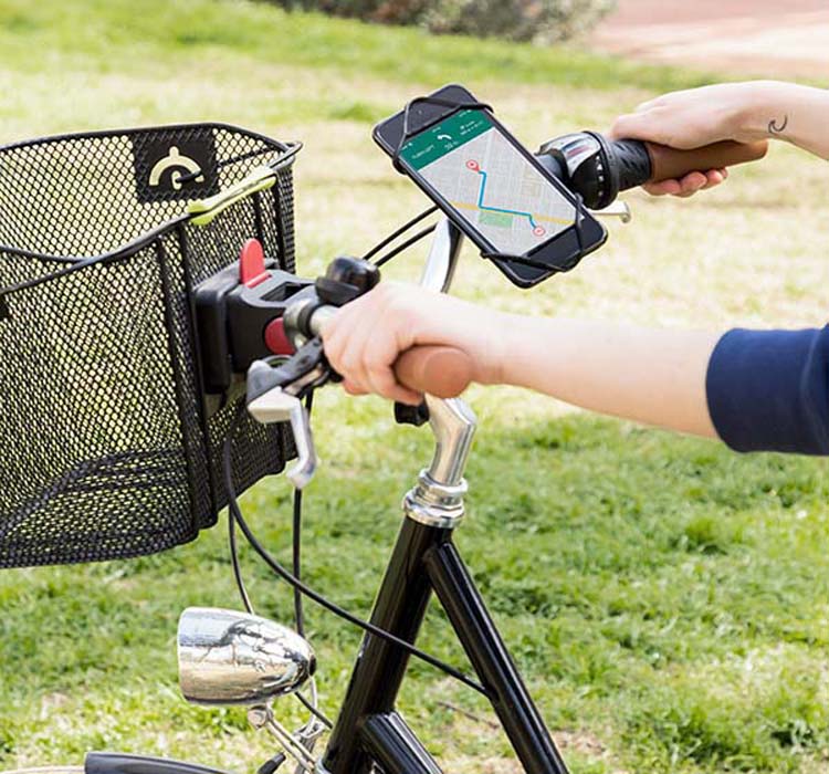 Support universel pour smartphones sur le vélo