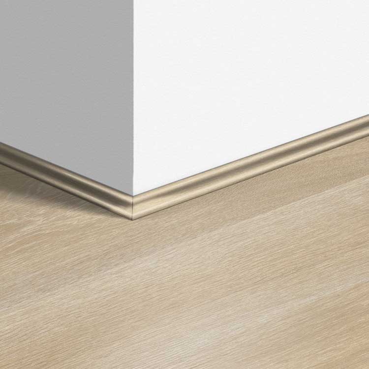 Moulure Quick-Step 17 x 17 x 2400 mm Chêne Patrimoine beige