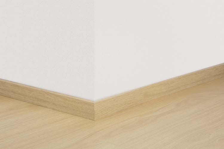 Plinthe standard Quick-Step 58 x 12 x 2400 mm Premium chêne