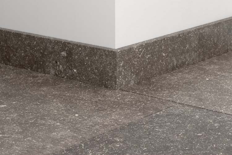 Plinthe standard Quick-Step 58 x 12 x 2400 mm Béton botanique