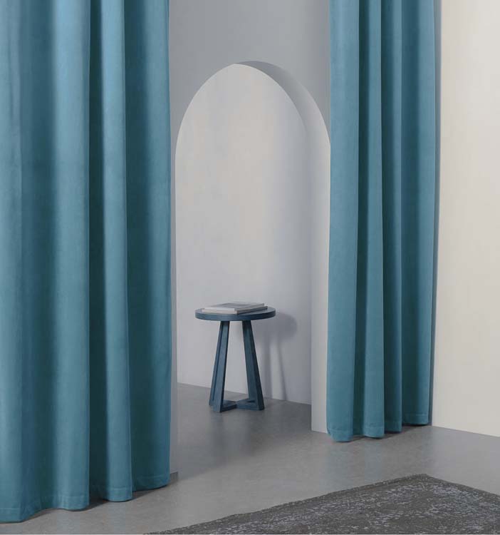 Gordijnen turquoise velvet ringen 290x270cm