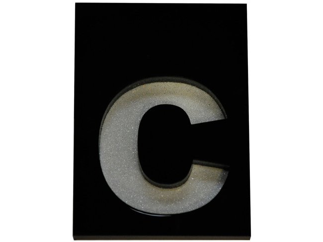 Lettre c pvc noir pour coller dans un cadre noir