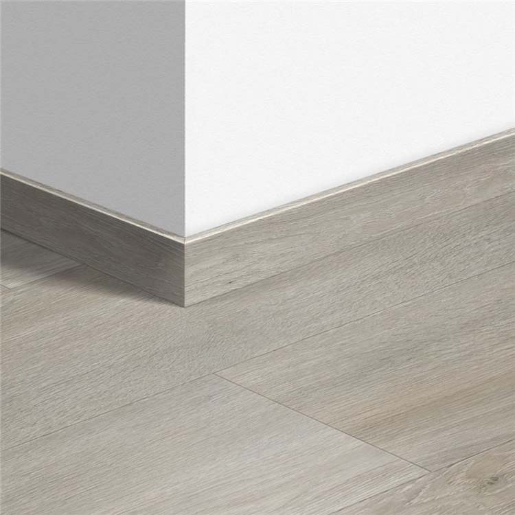 Plinthe Standard Quick-Step Chêne clair soyeux 58 x 12 x 2400 mm