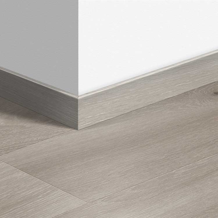 Plinthe standard Quick-Step 58 x 12 x 2400 mm Chêne Long Island clair