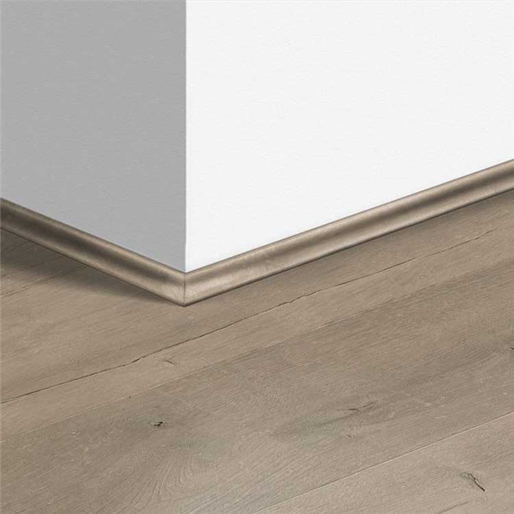 Moulure Quick-Step 17 x 17 x 2400 mm Chêne patiné brun