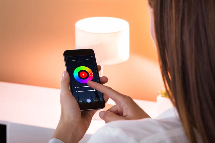 Lampe led smart E27 806LM blanc et couleur ambiance