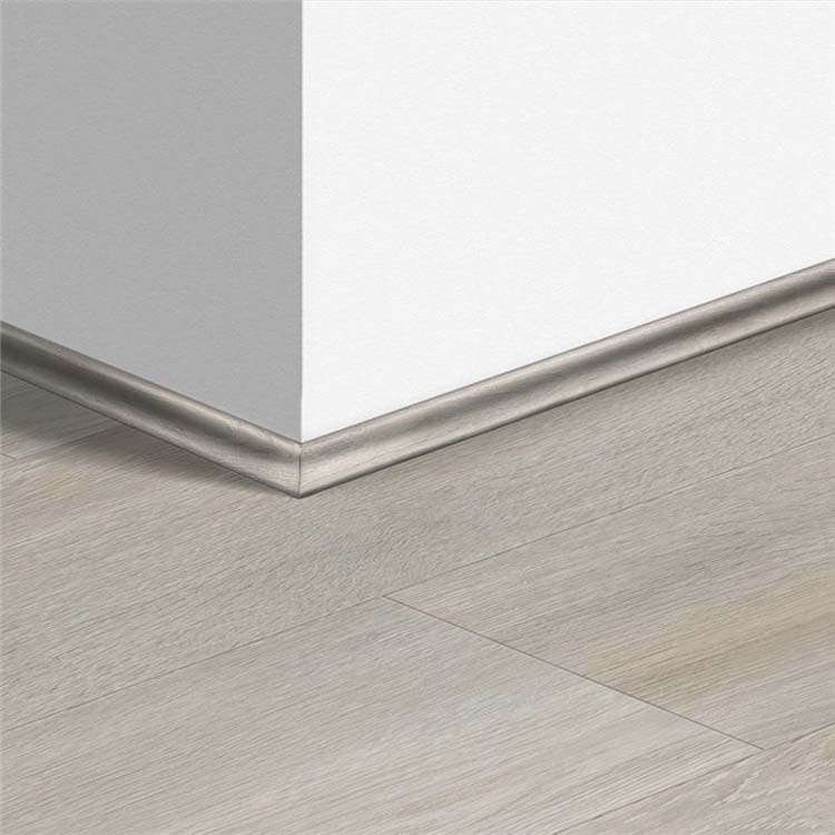 Moulure Quick-Step Chêne clair soyeux 17 x 17 x 2400 mm