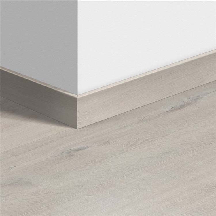 Plinthe Standard Quick-Step Chêne coton blush blanc 58 x 12 x 2400 mm