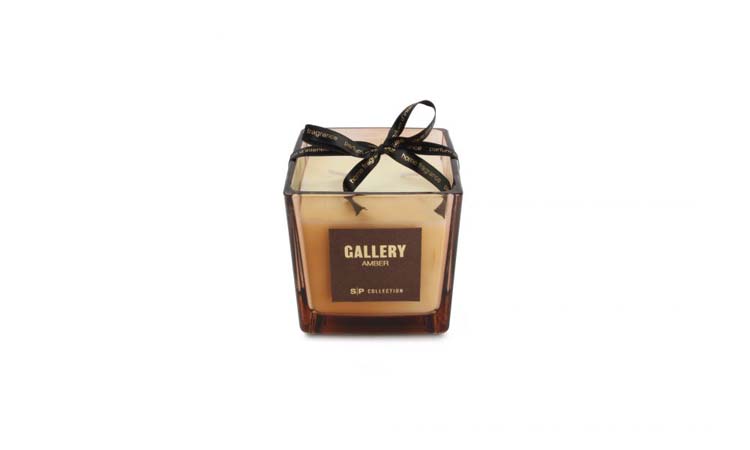 Bougie parfumée Gallery Amber 550 g