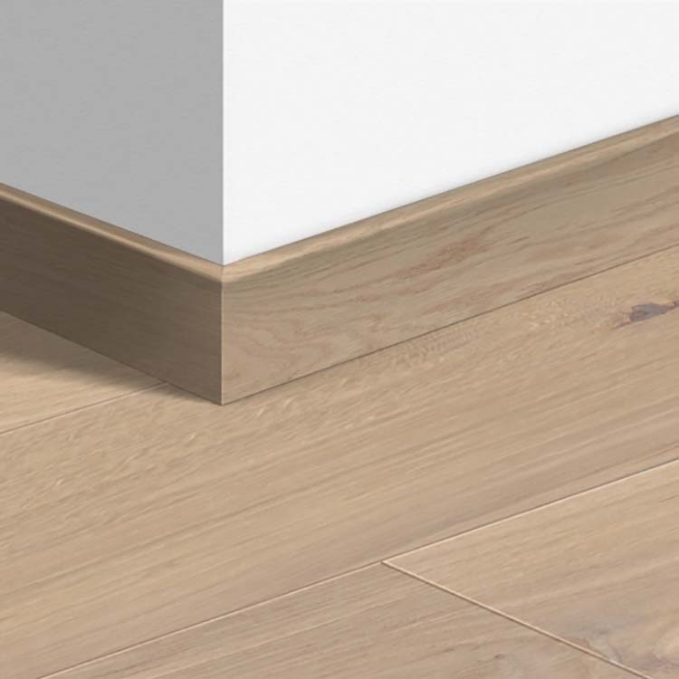 Quick-Step plinthe parquet chêne amande blanc huilé 80x16x2400mm