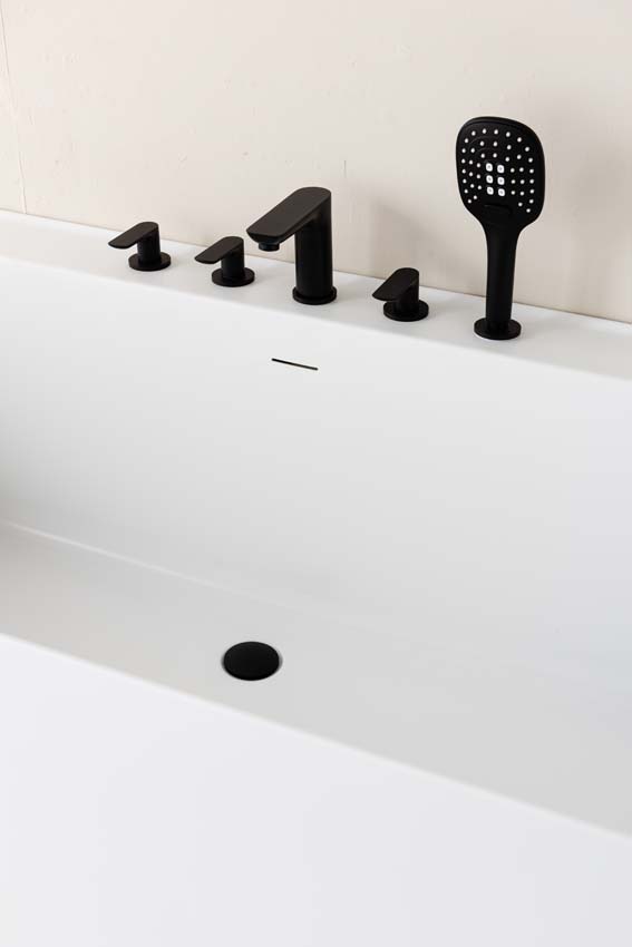 Set de robinets noir pour bain Amor