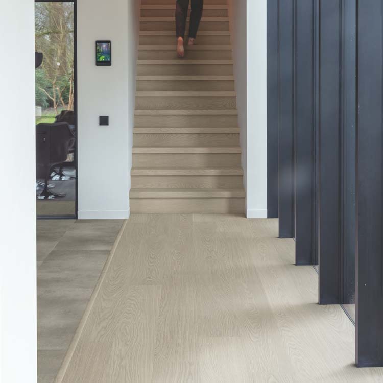 Échantillon Quick-step alpha vinyl medium Roche bétonnée