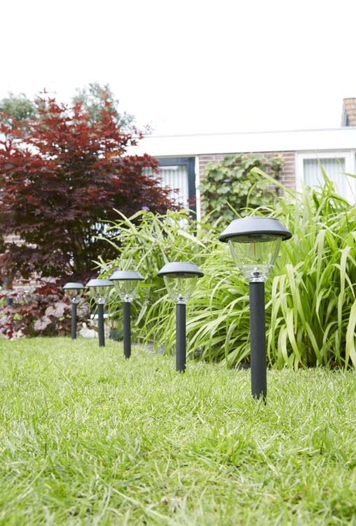 Solar tuinlamp met grondspie Garda antraciet 5 lumen